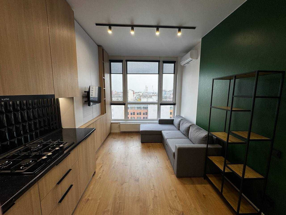 Простора квартира у житловому комплексі бізнес класу Main House Іvano-Frankivsk - photo 4