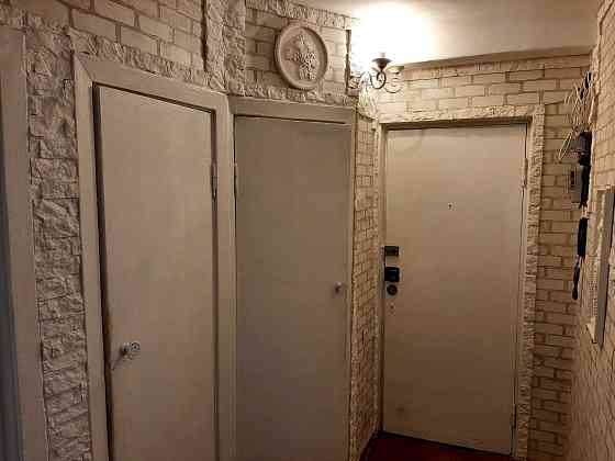 Продається квартира по вул. Чорних Запорожців 9а Київ