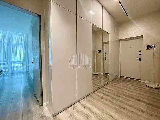 Живіть як у будинку! 2к - квартира з ремонтом та критою терасою 24м2. Київ