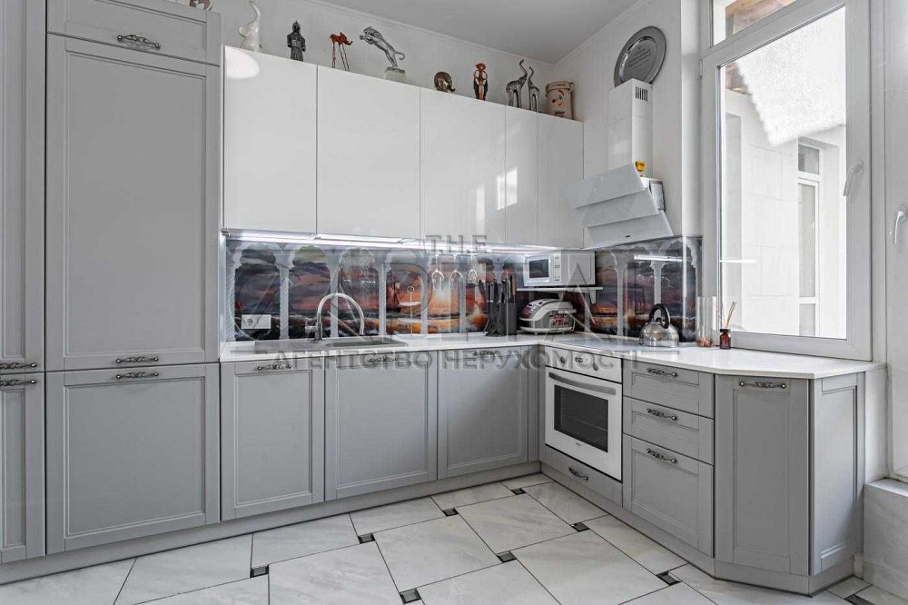 Продажа 4к квартиры, ул. Светлицкого, Подольский р-н, Виноградарь. Київ - зображення 1