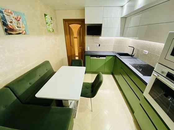 Продаж сучасної стильної квартири в самому центрі міста. Черкассы