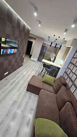 Продам 2-х комнатную квартиру новострой Победа/ Набережная Победы Дніпро