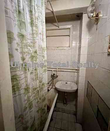 ПЕЧЕРСЬК! м. Звіринецька 5хв! 2к квартира під ремонт! Вул Бастіонна 1 Київ