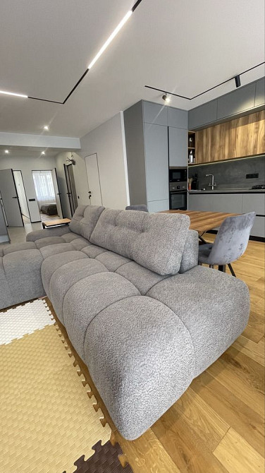 Стильна трикімнатна квартира  з ремонтом та меблями Іvano-Frankivsk - photo 4