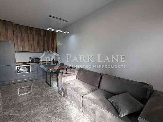 Продаж квартири з ремонтом Маккейна Кудрі Івана 7 Central Park Печерск Київ