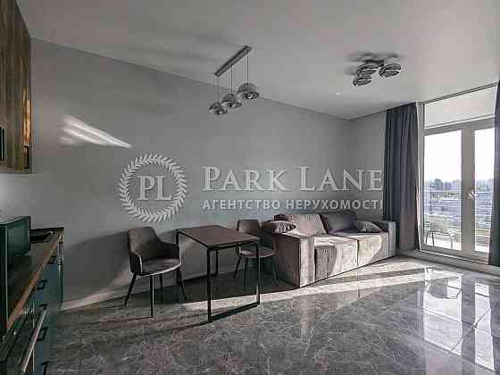 Продаж квартири з ремонтом Маккейна Кудрі Івана 7 Central Park Печерск Київ