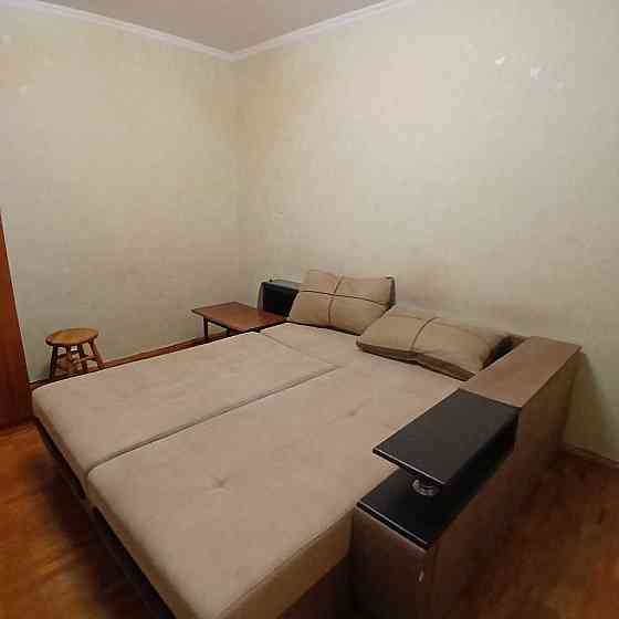 Квартира поруч з метро Лукянівська Київ