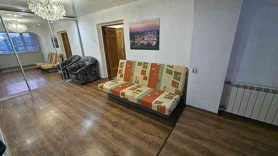 Вільна. Пимоненко, 14. Лук'янівка. 3 роздільні кімнати. Київ