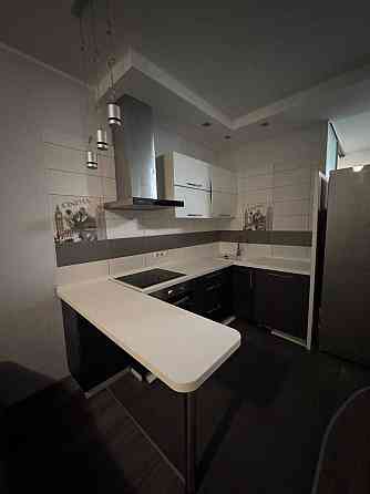 Оренда чудової квартири, Севастопольська площа, Освіти Киев