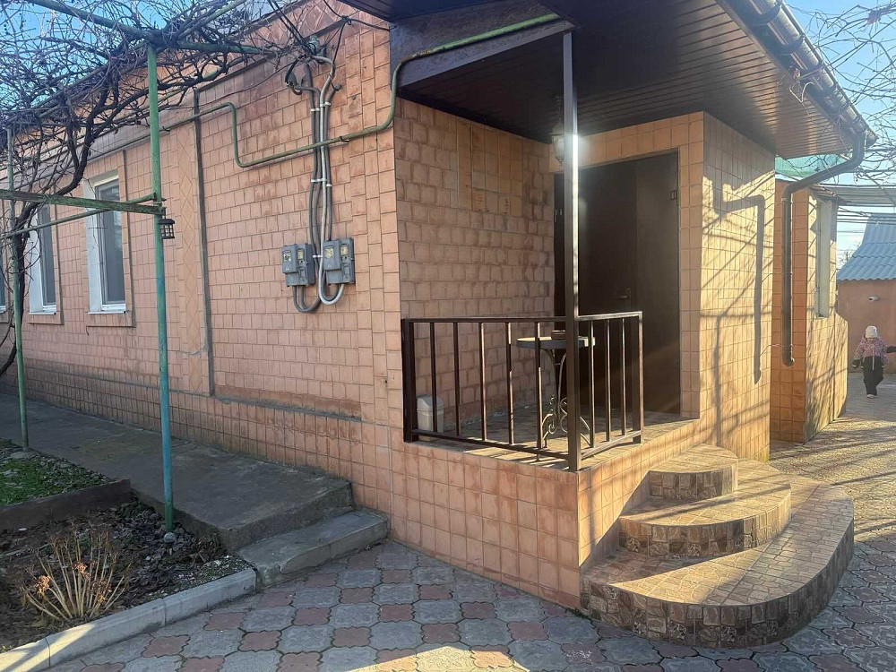 Сдаю большую 2 ком.кв-ру 55 кв.м. свой  двор, сад.  Ав. отопл.Ремонт. Миколаїв - зображення 2