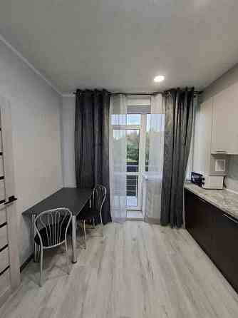 Оренда 1 кім вул Олени Теліги 15 біля Кільцевої та Готель Верховина Киев