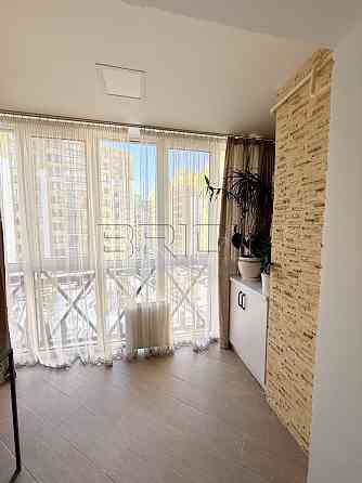 ЖЖ Щасливий Соборна 10 Б Петропавлівська Борщагівка Петропавлівська Борщагівка