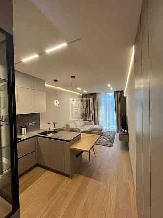 Продаж квартири у ЖК Файна Таун, продажа квартиры на Салютной Київ