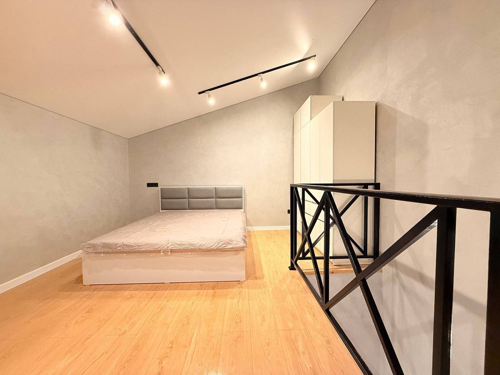 Квартира з якісним ремонтом по типу таунхауса Білогородка Білогородка (Київська обл.) - зображення 4