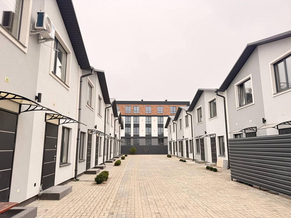 Квартира з якісним ремонтом по типу таунхауса Білогородка Білогородка (Київська обл.) - зображення 3