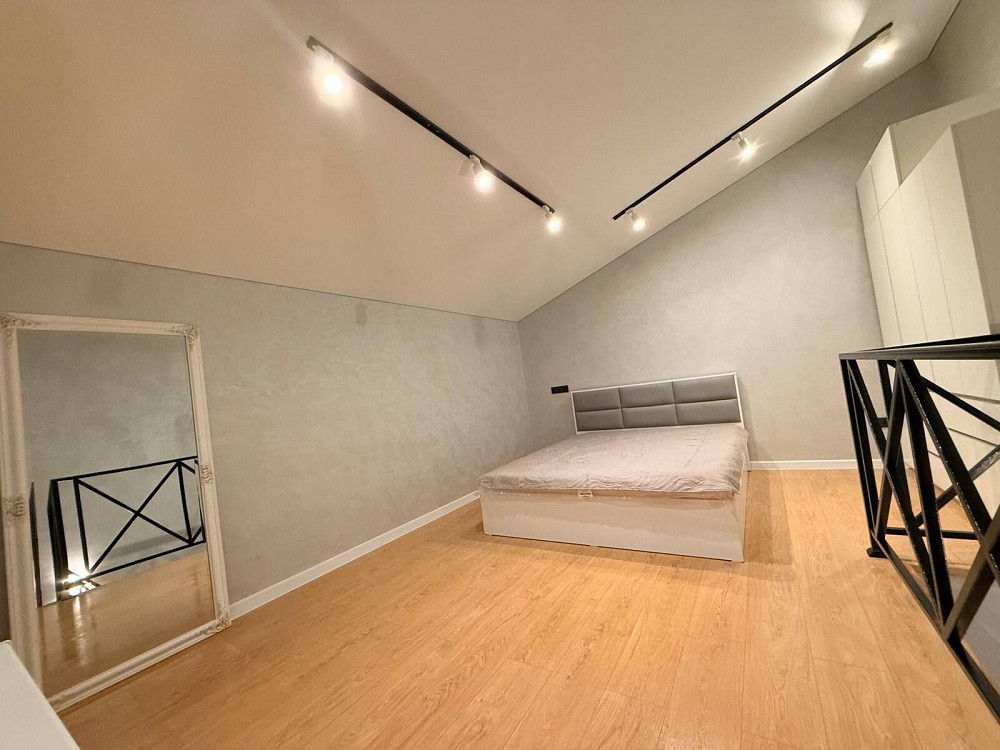 Квартира з якісним ремонтом по типу таунхауса Білогородка Білогородка (Київська обл.) - зображення 7