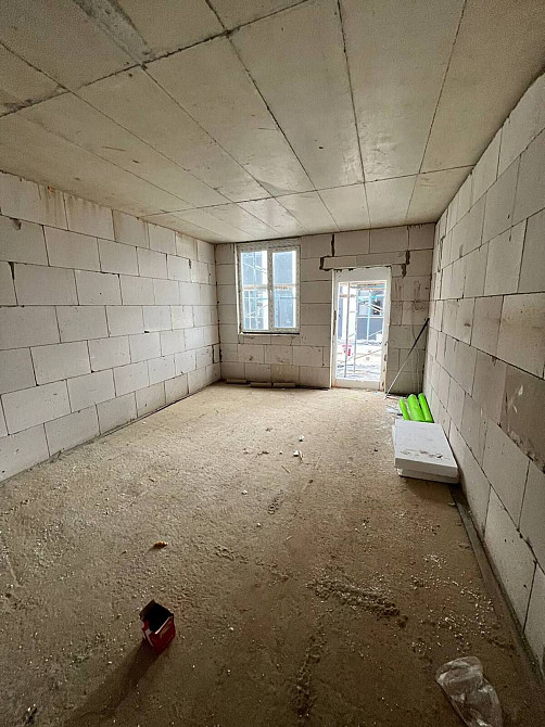 Квартира по типу таунхауса 2 поверхи + двір 12 м.кв Білогородка (Київська обл.) - зображення 3