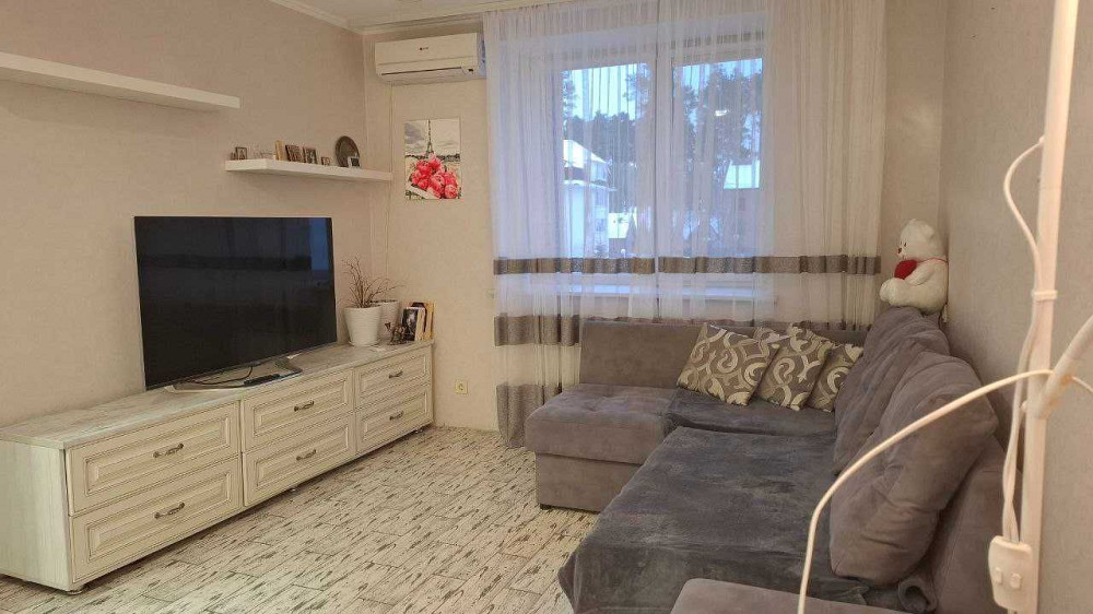 Оренда євро 2к квартири 40 м2 поряд з Центральним Парком Ирпень - изображение 1