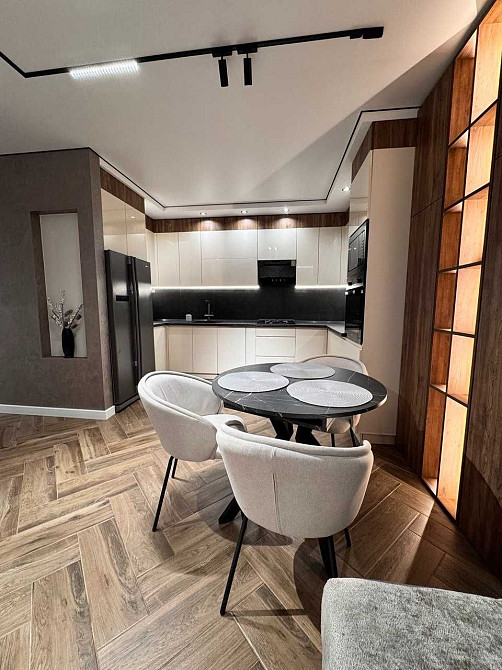 Оренда 1к квартири з терасою, Avalon Чорновола, перша здача, 1200$ Львов - изображение 2