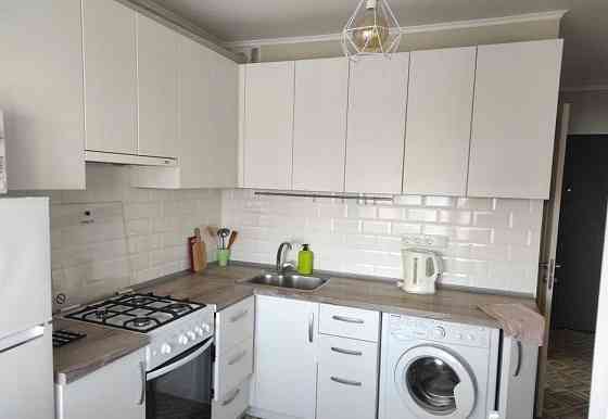 Затишна 1-к квартира м. Мінська, набережна 8 хв пішки Киев