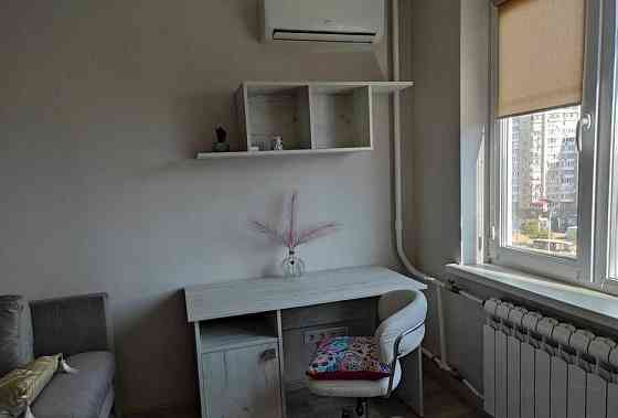 Затишна 1-к квартира м. Мінська, набережна 8 хв пішки Киев