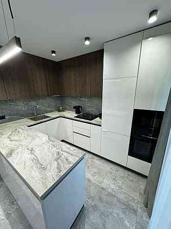 Пропонуємо вам 3х кімнатну квартиру в центрі з сучасними ремонтом! Хмельницкий