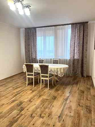 Оренда 3 кімнатної квартири на Позняках, вул.Срібнокільска 1 Киев