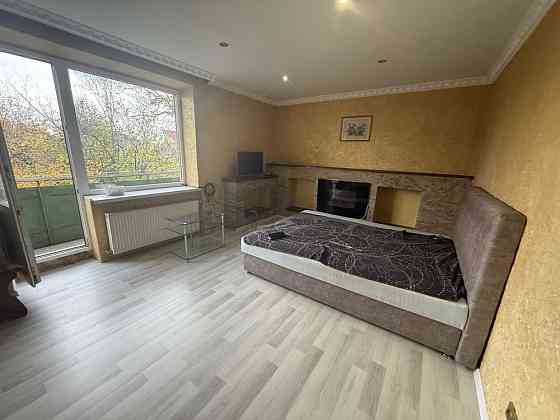 Терміновий продаж 1-кімнатної квартири в Ужгороді. Ужгород