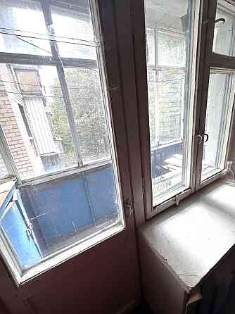 Продам 2 квартиру Армейская 2 мин , героев харькова 208 Харків