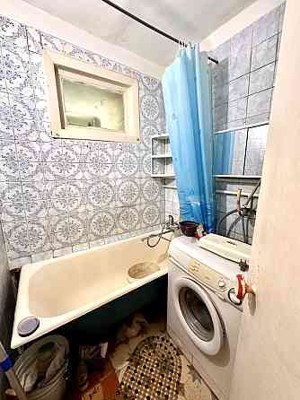 Продам 2 квартиру Армейская 2 мин , героев харькова 208 Харків