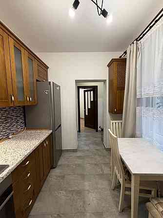 Оренда 2 кім. квартири + кухня-вітальня вул. Площа Липнева Львов