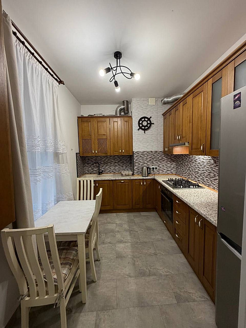 Оренда 2 кім. квартири + кухня-вітальня вул. Площа Липнева Львов - изображение 1