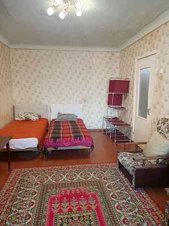 Центр. Оренда , березовий сквер 2х кв.,середній пов, гарний стан. Полтава