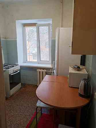 Центр. Оренда , березовий сквер 2х кв.,середній пов, гарний стан. Полтава