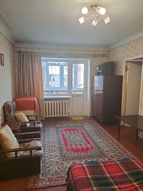 Центр. Оренда , березовий сквер 2х кв.,середній пов, гарний стан. Полтава - зображення 3