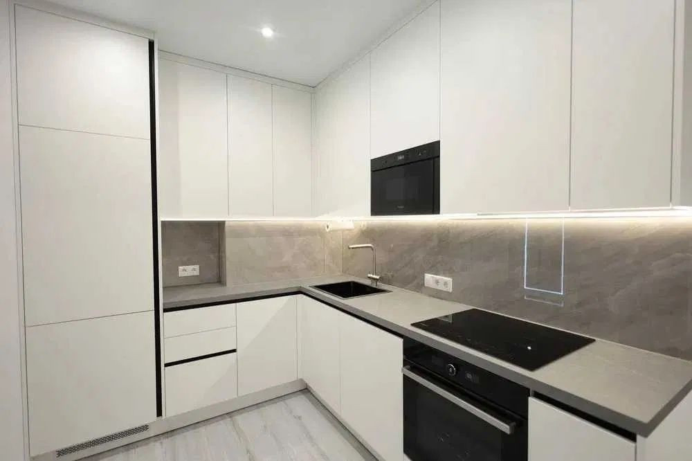 Квартира з дизайнерським ремонтом 1к Хмельницкий - изображение 1