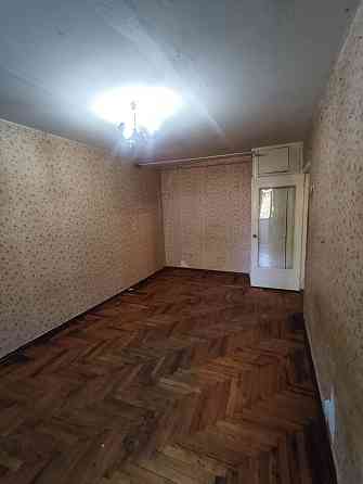 Продам 1 кім. квартиру по вул. М.Корищенко Запоріжжя