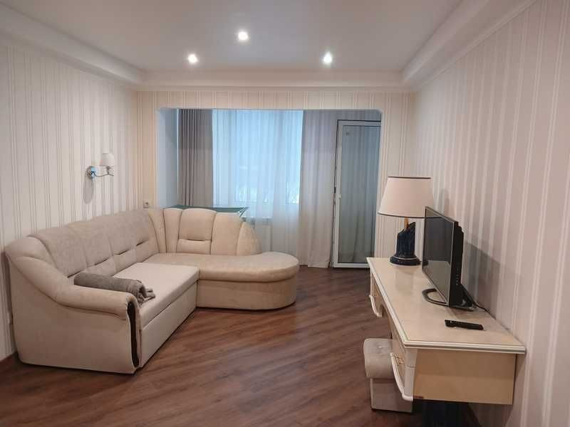 2-кімнатна біля м.Святошин після ремонту Київ - зображення 1