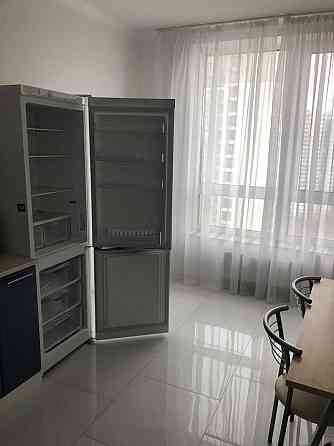 Терміново! Оренда квартири в ЖК Метрополія (метро Вирлиця) Киев