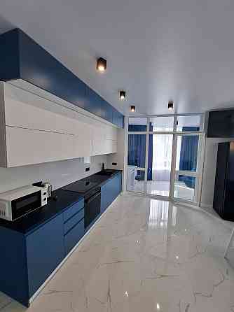 Пропонуємо вам 3х кімнатну квартиру на Виставці з сучасним ремонтом! Хмельницкий