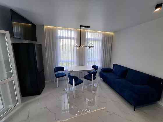 Пропонуємо вам 3х кімнатну квартиру на Виставці з сучасним ремонтом! Хмельницкий