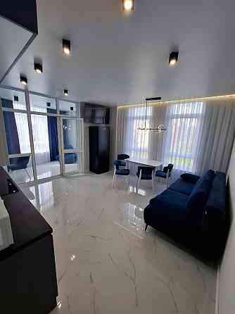 Пропонуємо вам 3х кімнатну квартиру на Виставці з сучасним ремонтом! Хмельницкий