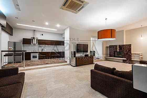 Аренда большой квартиры с паркингом ЦЕНТР Хрещатик Печерский рн Киев