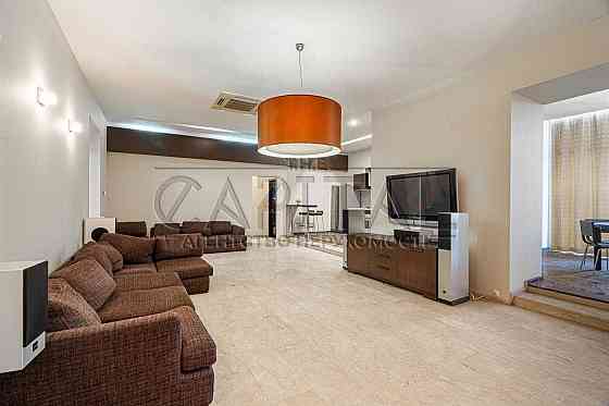 Аренда большой квартиры с паркингом ЦЕНТР Хрещатик Печерский рн Киев