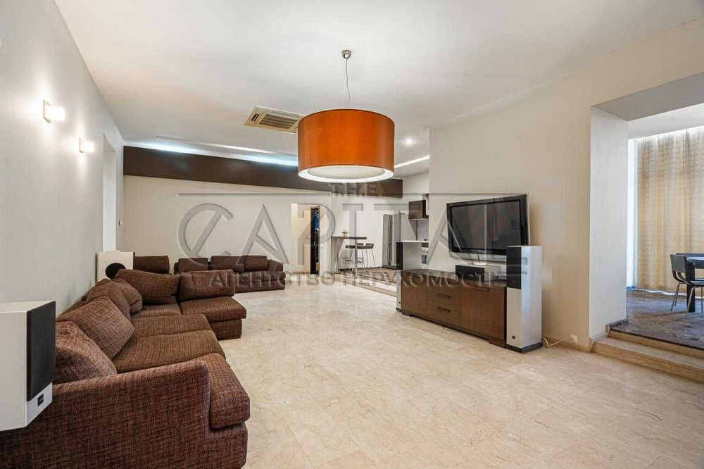 Аренда большой квартиры с паркингом ЦЕНТР Хрещатик Печерский рн Киев - изображение 1