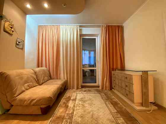 Метро пішки. Продаж чотирикімнатної квариири в Києві Київ