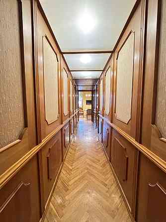 Продам квартиру  в центре 100м2 + гараж ул Лермонтовская 11 Харків