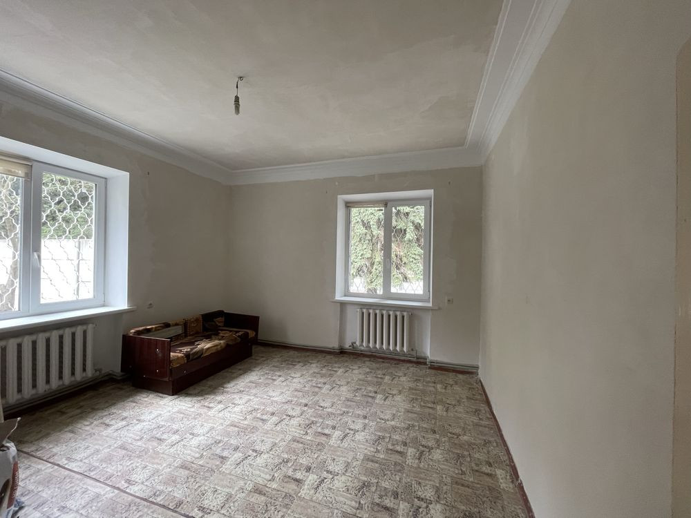 Продам квартиру в центрі міста Лозова - зображення 1