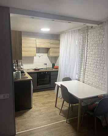 Продам 3 комнатную квартиру автовокзал Кам`янське (Запорізька обл.)