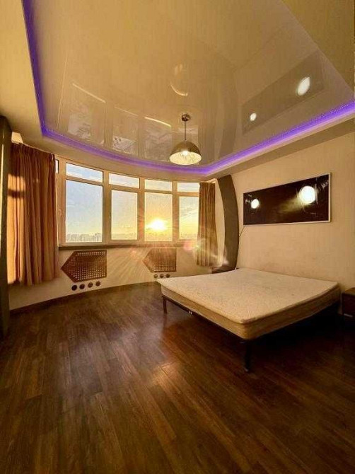 Кондратюка 5 Видова 2К кв-ра ЖК Міністерський  Епіцентр Оболонь Київ - зображення 7